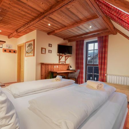 Gostilna Pri Martinu Hotell Kranjska Gora Eksteriør bilde