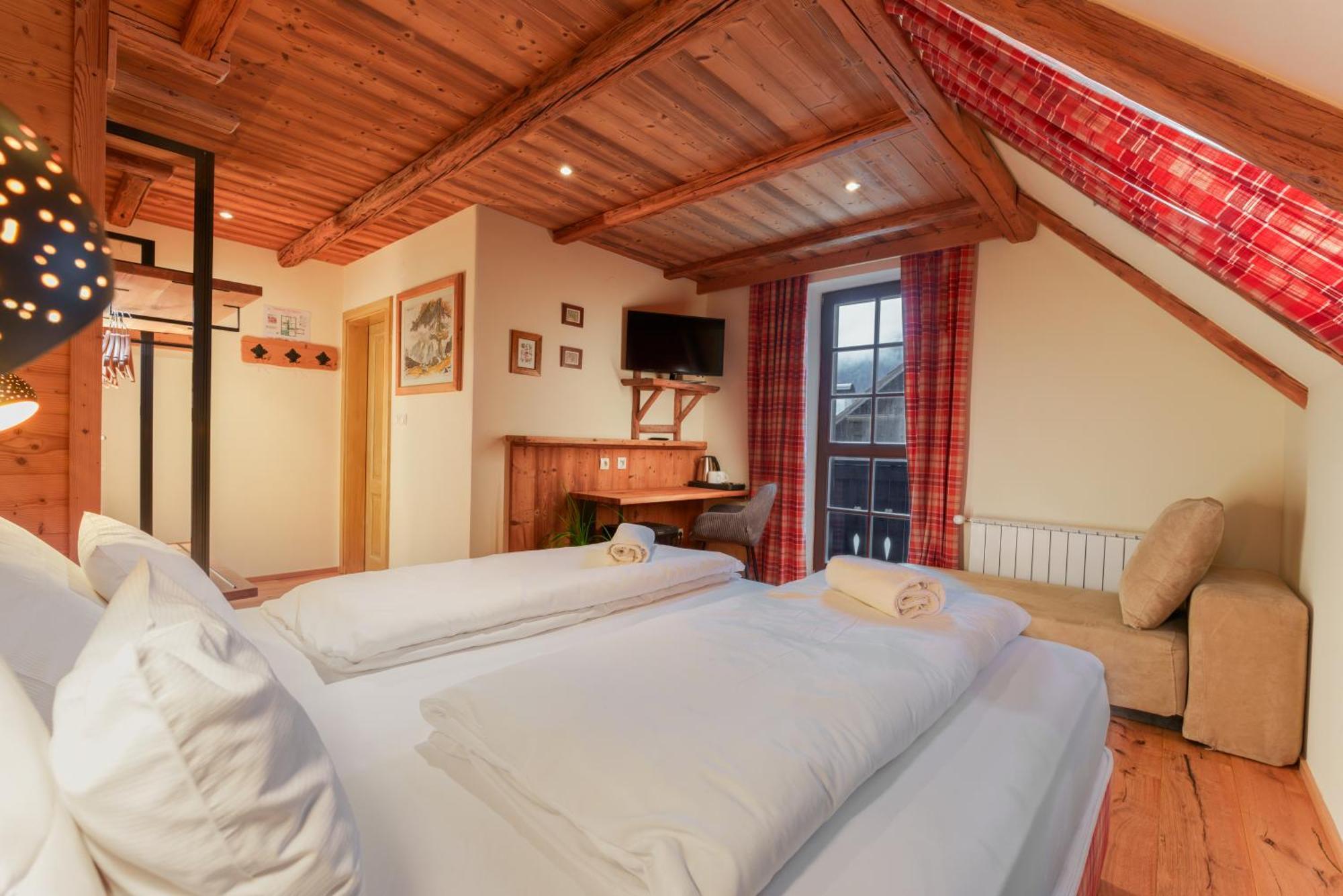 Gostilna Pri Martinu Hotell Kranjska Gora Eksteriør bilde
