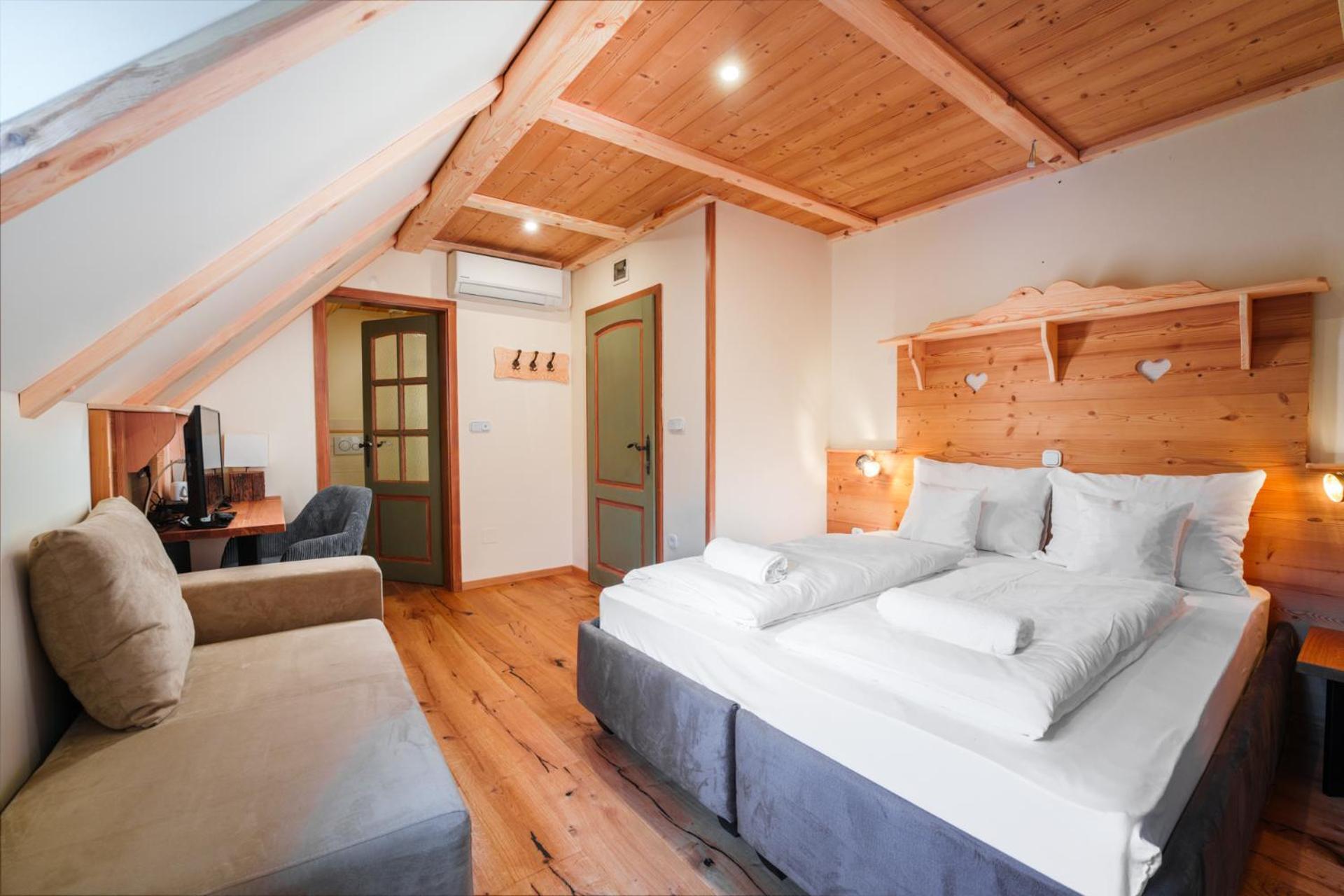 Gostilna Pri Martinu Hotell Kranjska Gora Eksteriør bilde